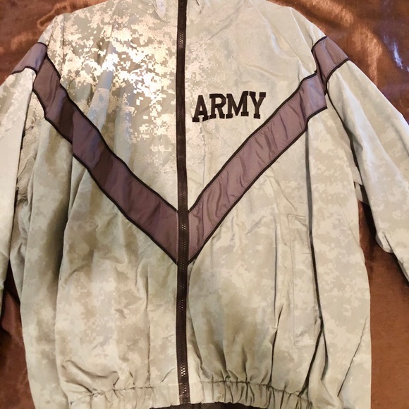 Vintage Army Reflective Windbreaker - Picture 2 of 8